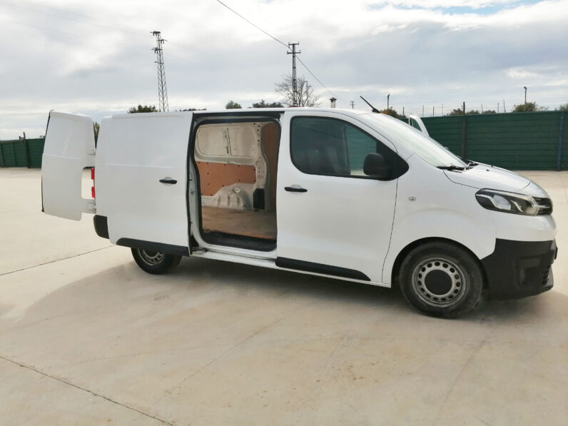 
								2017  TOYOTA PROACE full									
