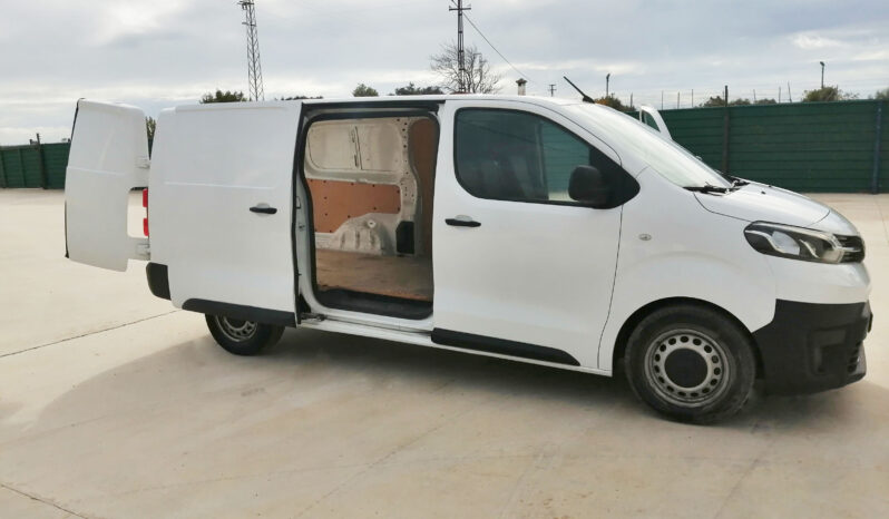 
								2017  TOYOTA PROACE full									