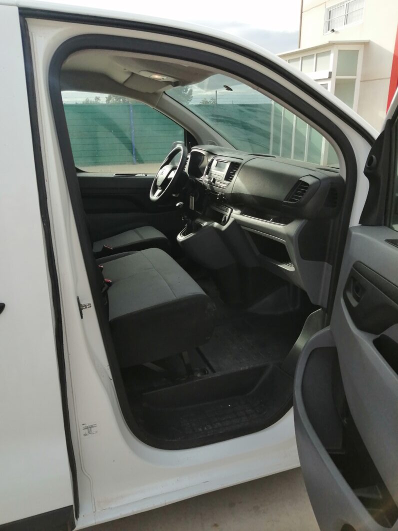 
								2017  TOYOTA PROACE full									