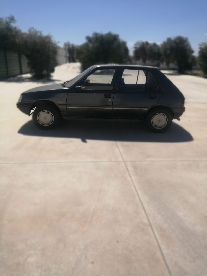 
								PEUGEOT 205 STYLE 1992 full									