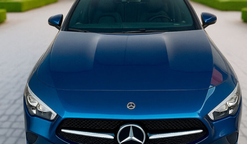 
								MERCEDES-BENZ CLA 180 AÑO 2023 full									
