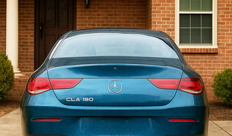 
								MERCEDES-BENZ CLA 180 AÑO 2023 full									