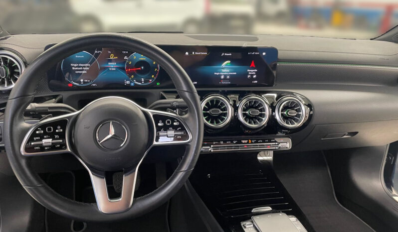 
								MERCEDES-BENZ CLA 180 AÑO 2023 full									